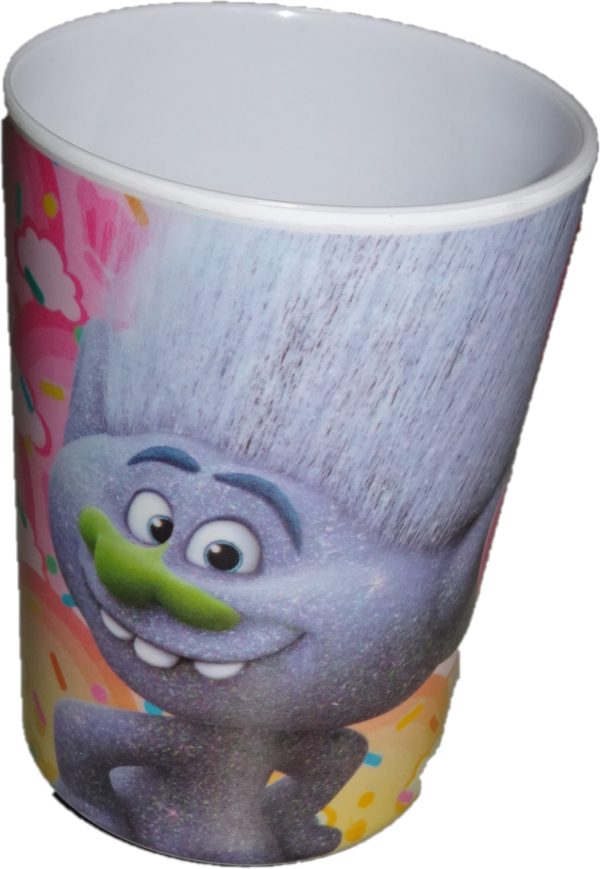 Dětský kelímek na pití s tématem Trools.